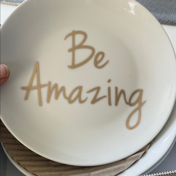 Canapé Plates - Picture 3 of 7